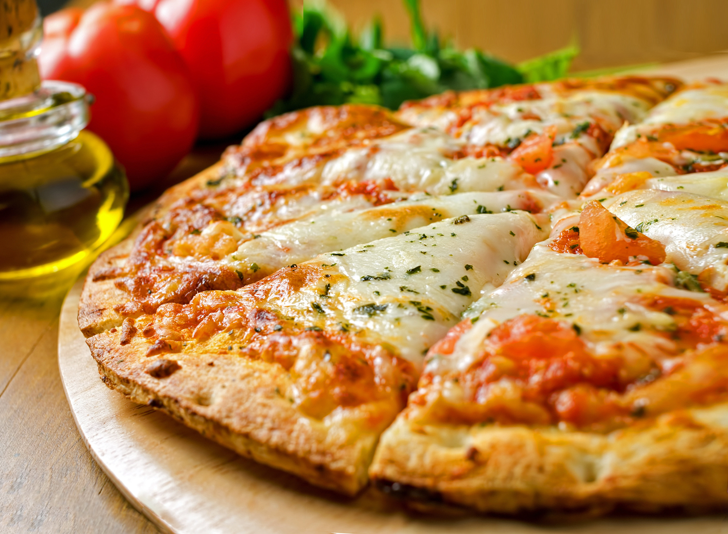 PIZZA MARGHERITA: LA PIZZA NAPOLETANA PER ANTONOMASIA