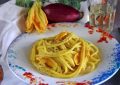 Spaghetti ai fiori di zucca e zafferano, la ricetta tradizionale aquilana