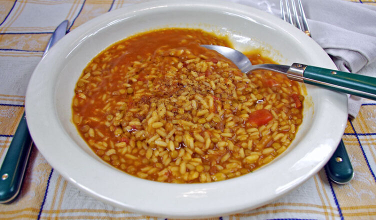 Minestra di riso e lenticchie, ricetta tradizionale umbra
