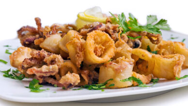 La semplice ricetta dei calamari fritti