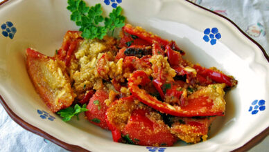 Peperoni con la mollica, la ricetta tipica siciliana